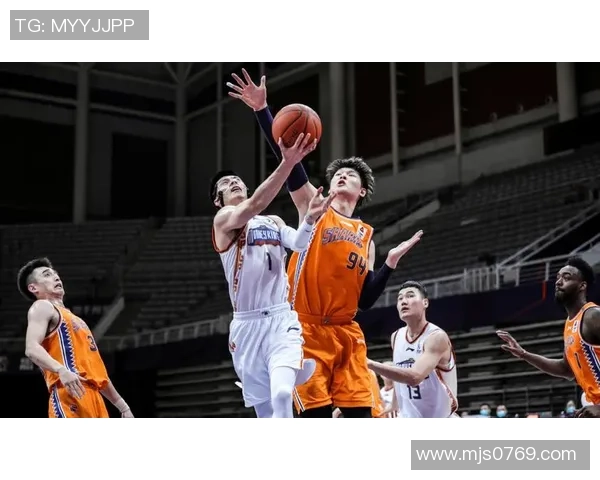 上海羽毛球队以96分稳居挑战赛积分榜首位展现强劲实力