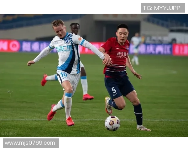 重庆排球队进攻策略分析与失误反思全面评估